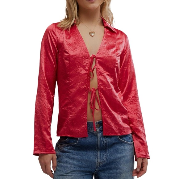 Free People Tops - NEW FREE PEOPLE RED CRINKLE SATIN TOP